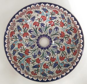 Karanfil Desenli El Yapımı Tezgah Üstü Çini Lavabo